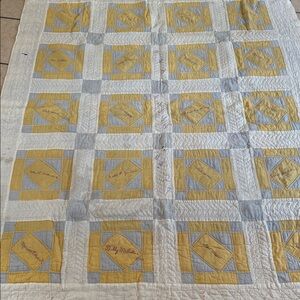 Antique Class Of 1927 Hand Stitched Name Class Quilt
